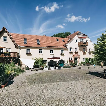 Apartment Littehof - Idyllischer Bauernhof Am Stadtrand Loebau